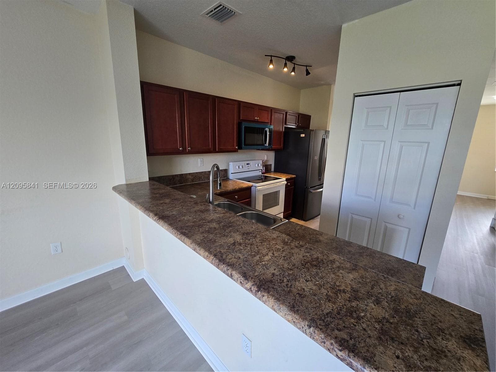FIJI CONDO NO 1 · #6 in Homestead - Photo 5