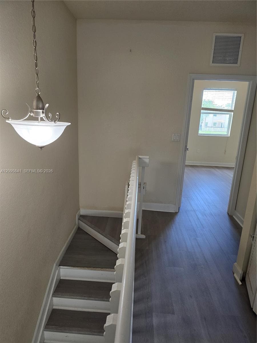 Top of stairs, Entry to Master Bedroom