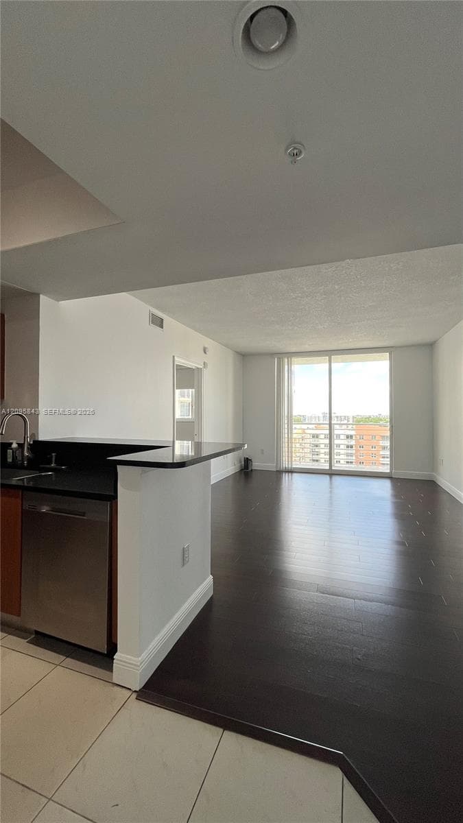 The Venture at Aventura · #1023 in Aventura - Photo 10