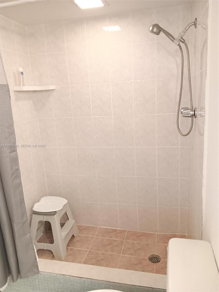 Coral Isle West Condo · #304 in North Miami Beach - Photo 21