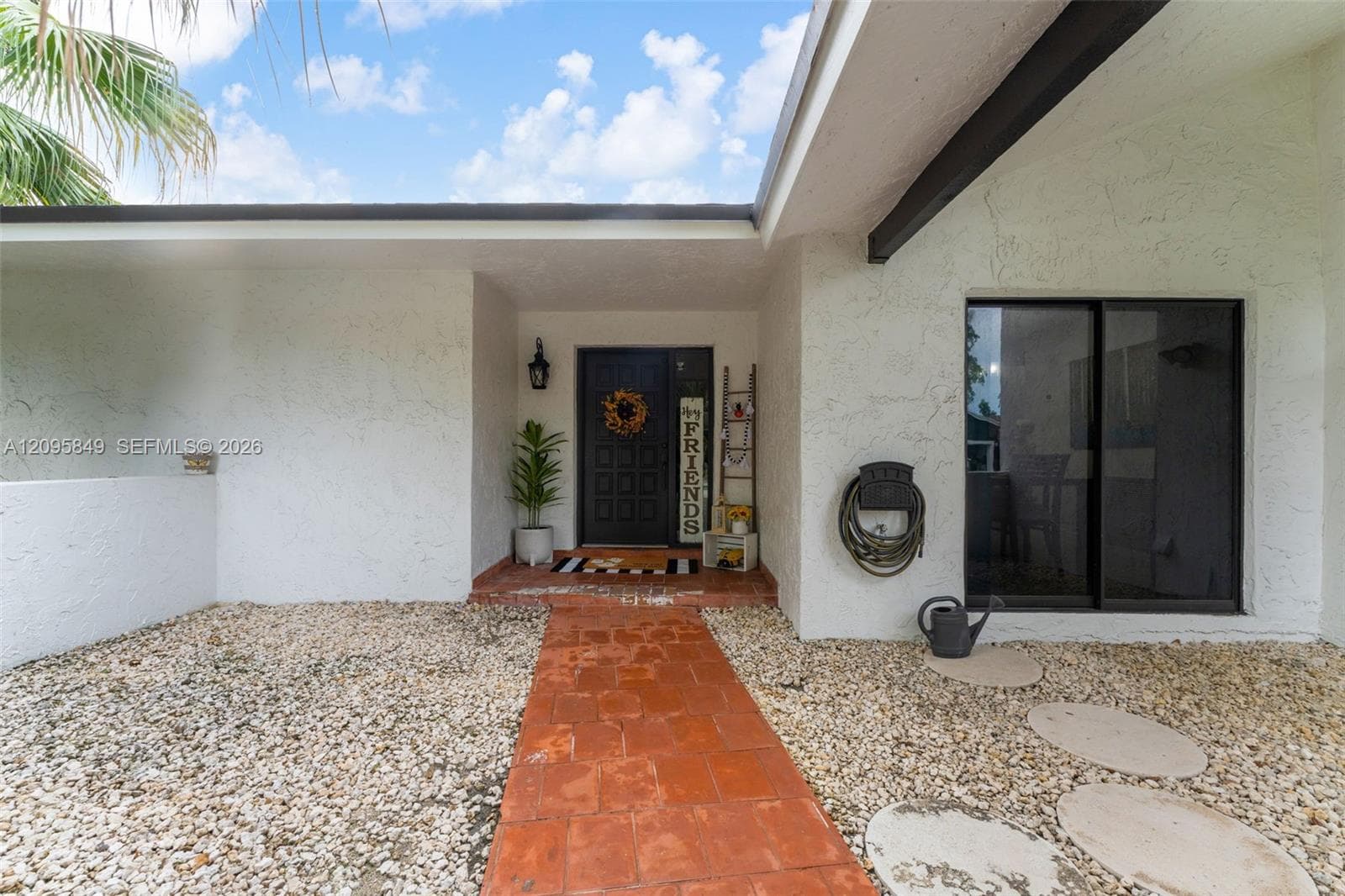 13711 SW 108th St photo 4