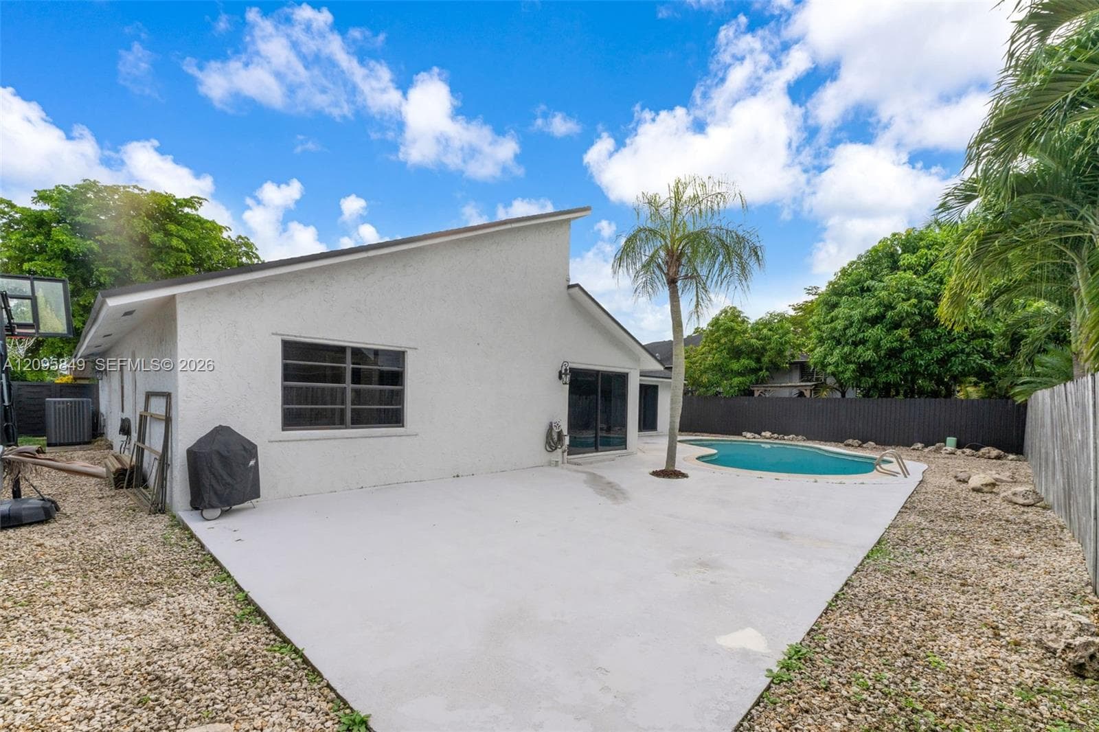 13711 SW 108th St photo 25
