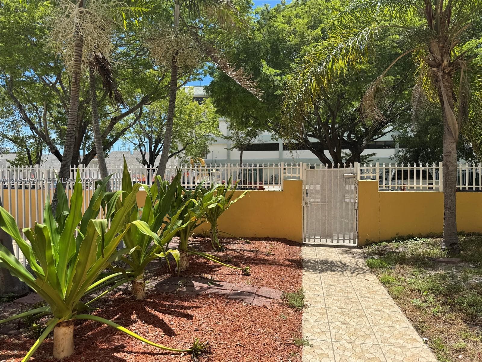 THE PALMS 51 CONDO · #B-7 in North Miami Beach - Photo 3