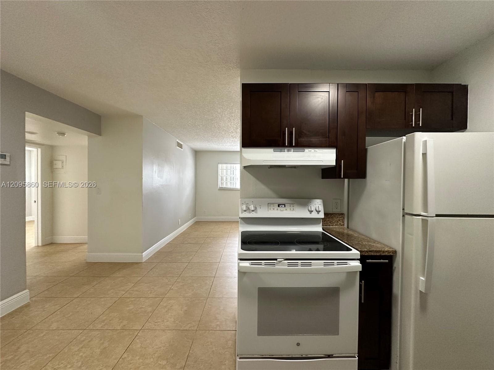 2900 Ne 17th Ave · #118 in Pompano Beach - Photo 4