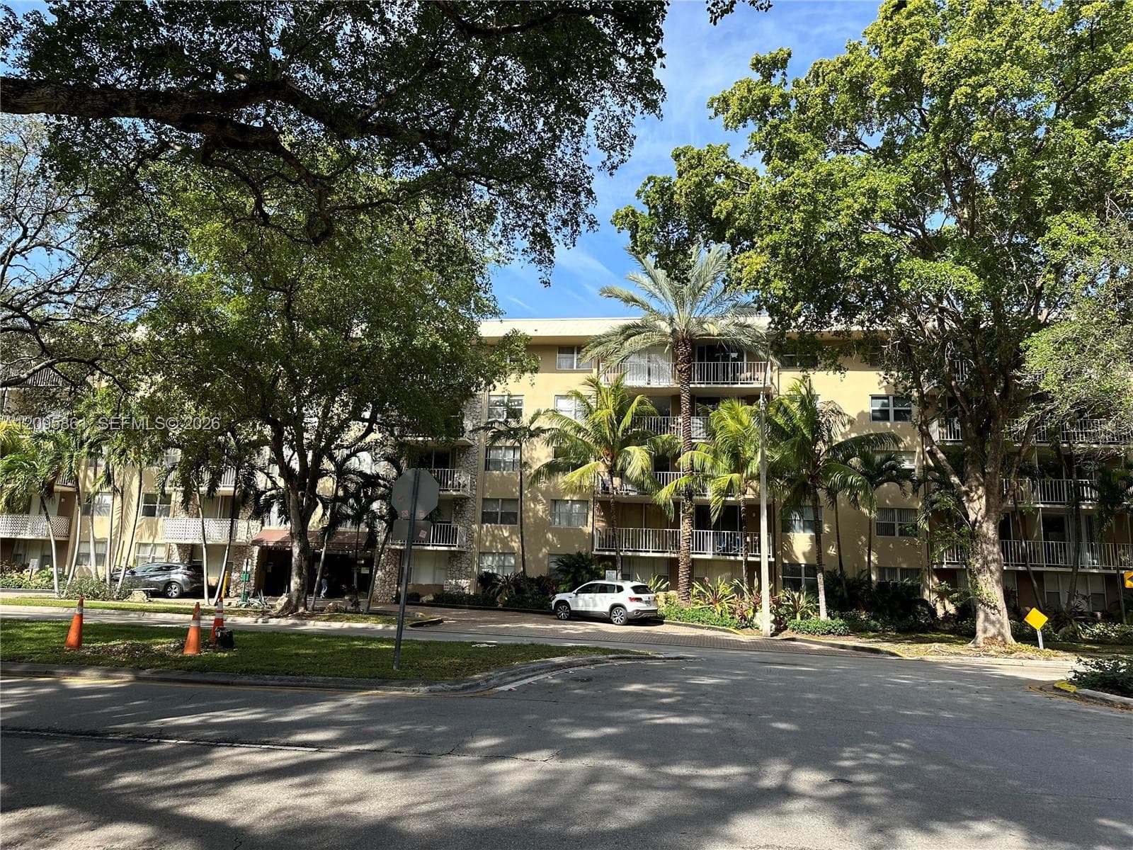 BAYVIEW PALMS CONDO · #301 in North Miami - Photo 2