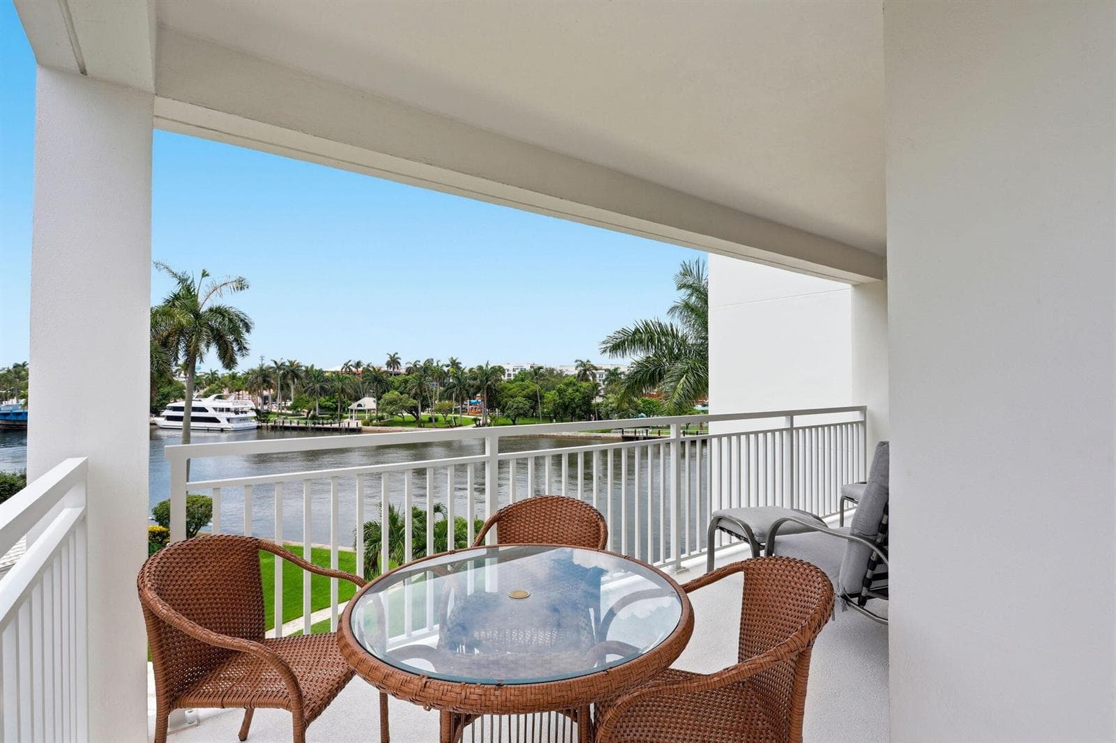 Wrap around Balcony