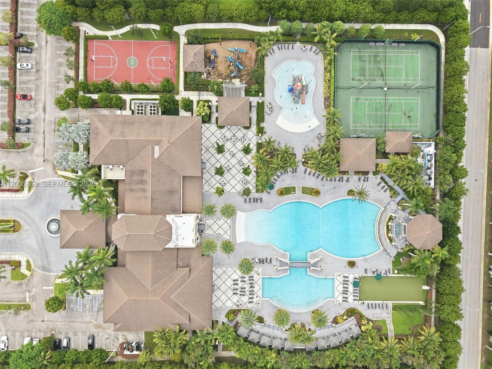 CORONADO AT DORAL III CON · #214 in Doral - Photo 30