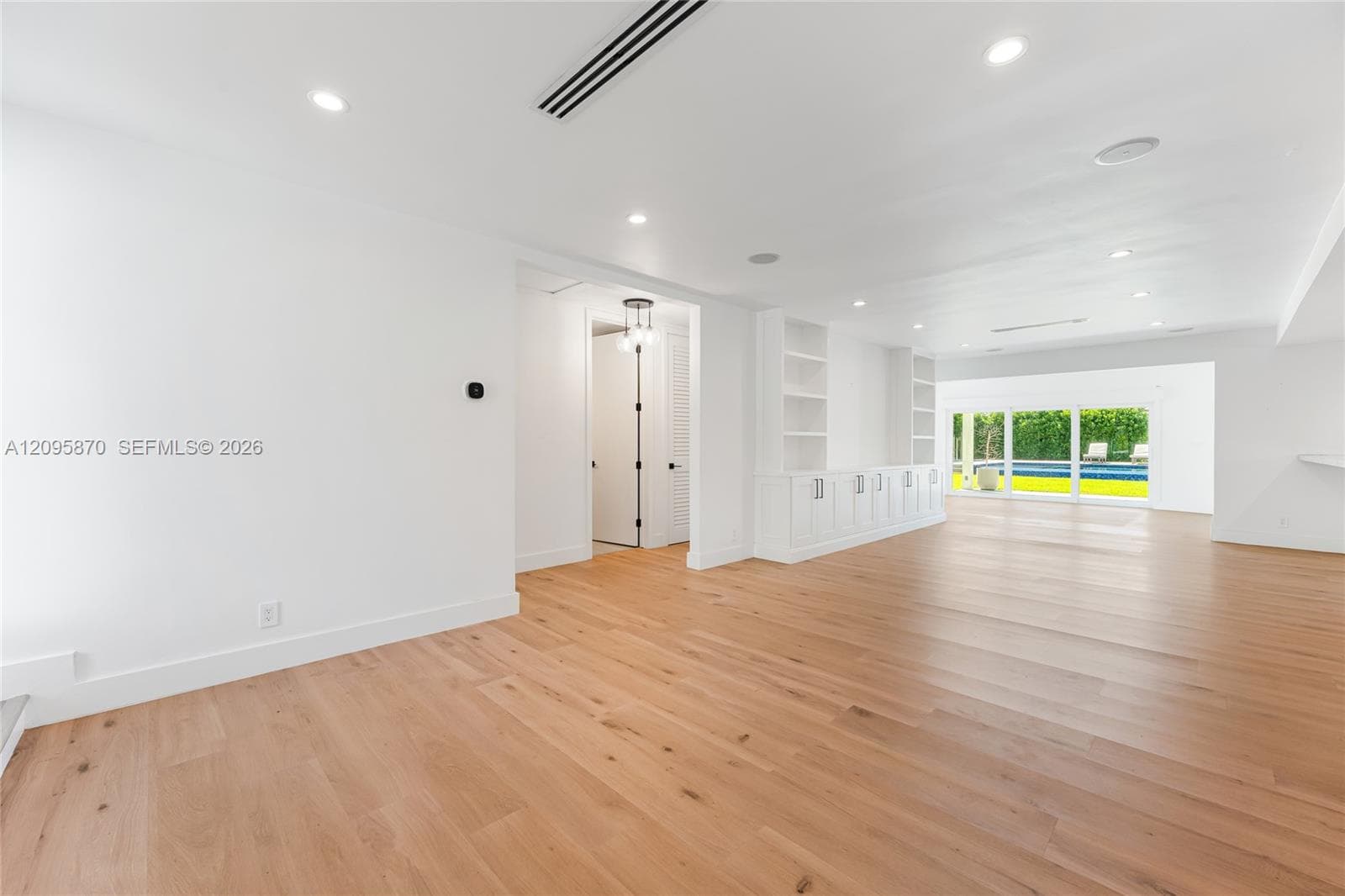 740 S Shore Dr photo 24
