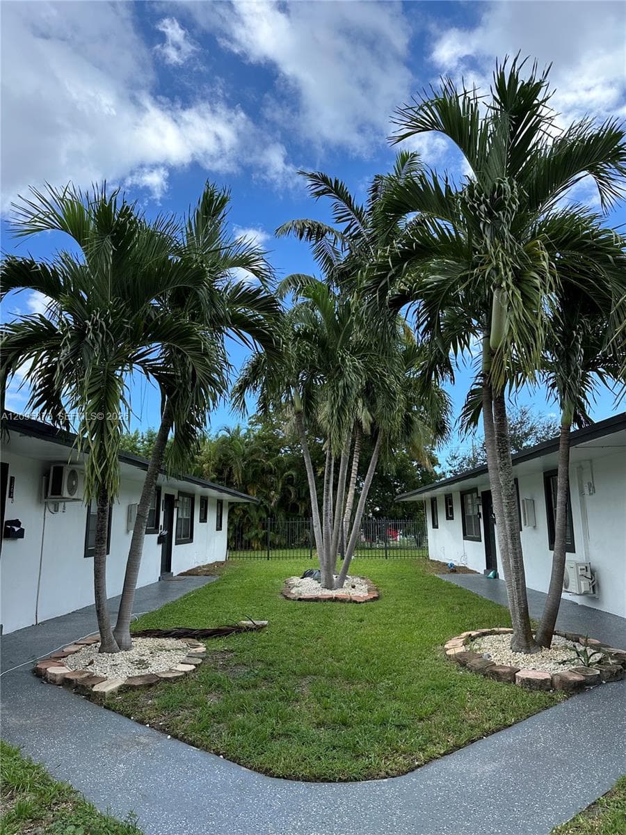 TOWN OF HALLANDALE B-13 · #A in Hallandale Beach - Photo 27