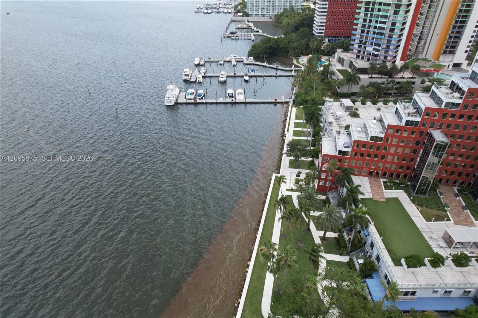 Brickell Harbour · #17K in Miami - Photo 15