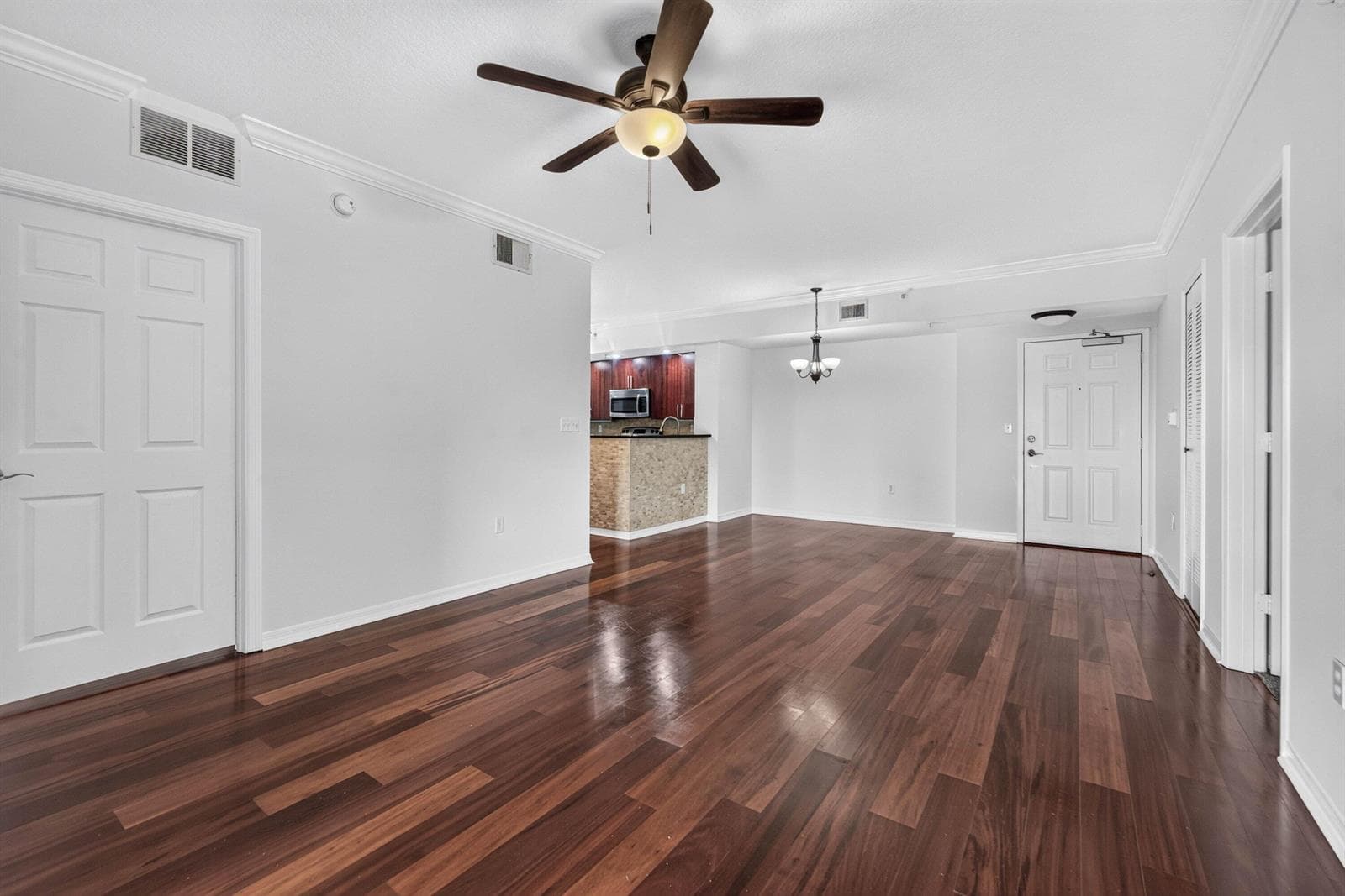 Living/Dining Room