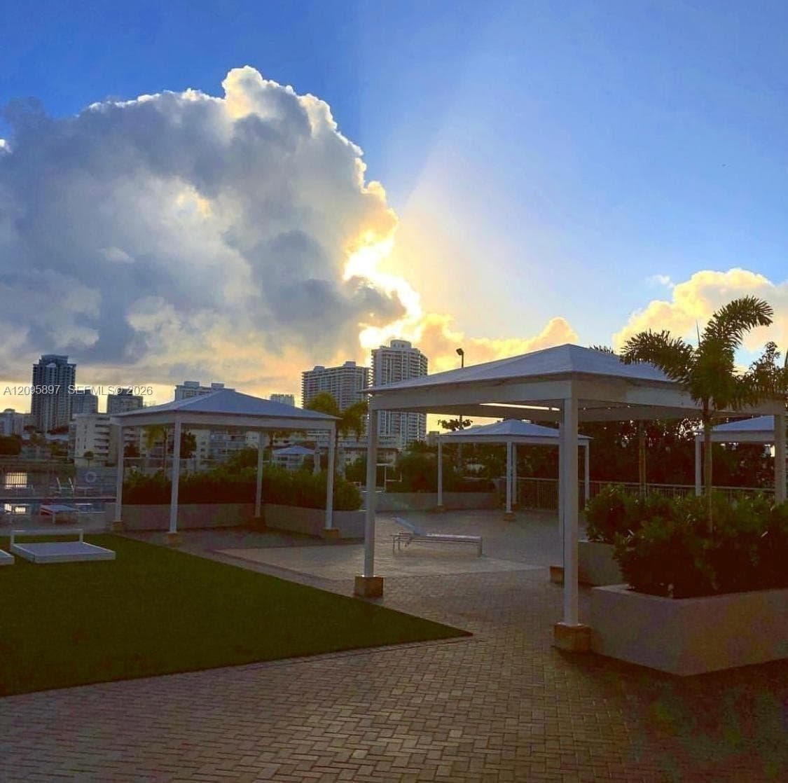 DEL PRADO MARINA · #1901 in Aventura - Photo 35