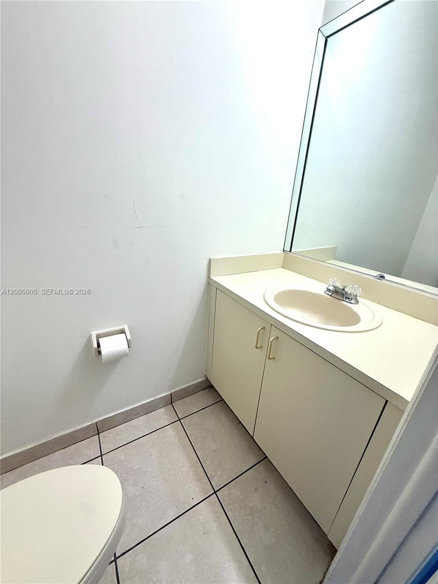 TAMARIND GROVE VILLAS · #C5 in Miami - Photo 7