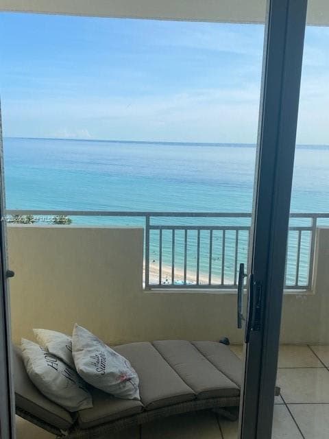 PARKER DORADO CONDO · #1204 in Hallandale Beach - Photo 4