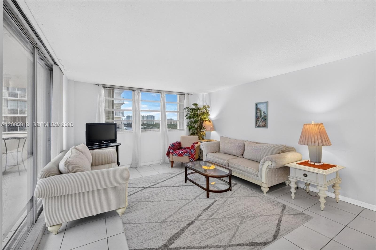 PLAZA TOWERS NORTH CONDO · #1202 in Hallandale Beach - Photo 6