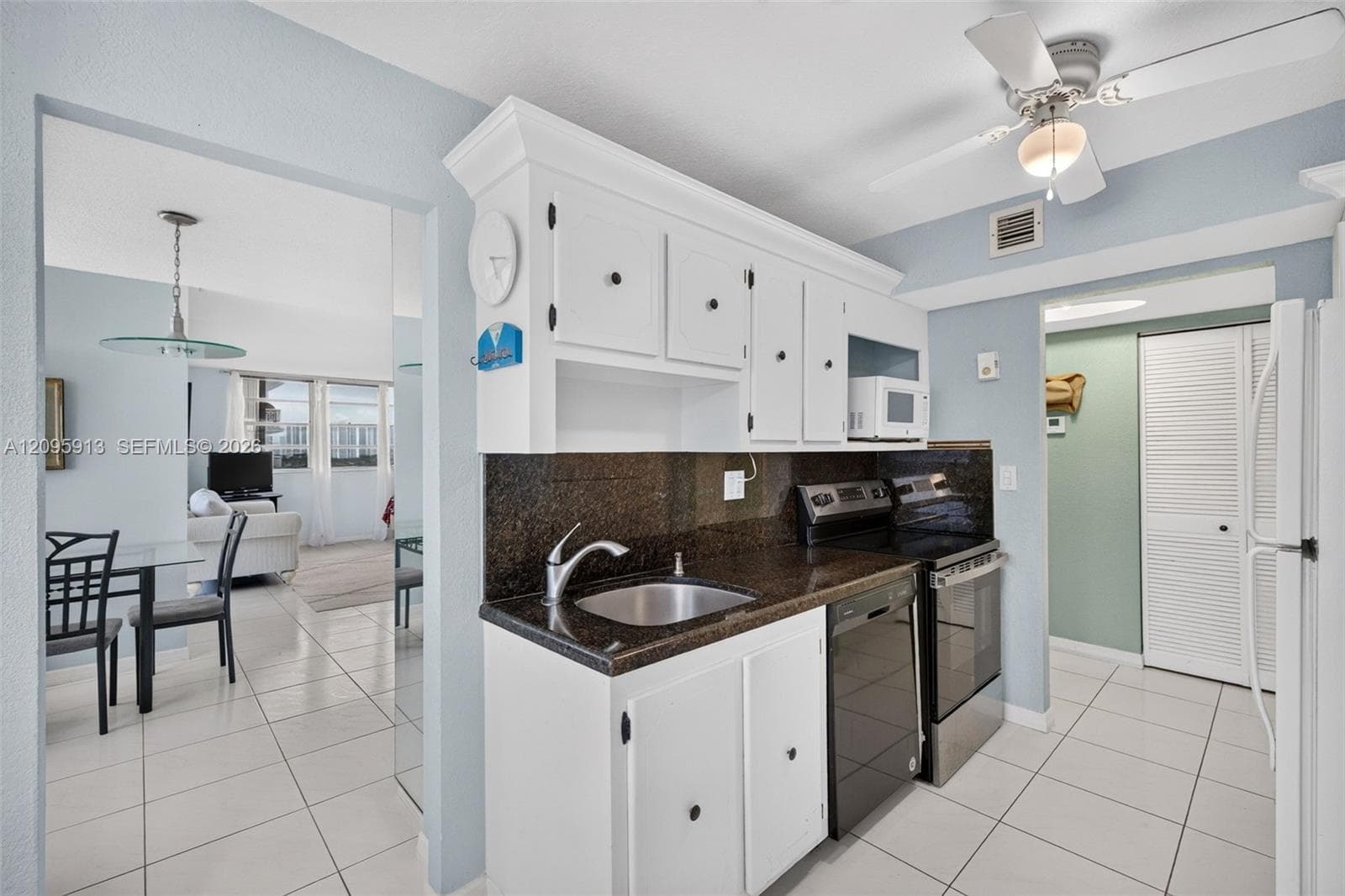 PLAZA TOWERS NORTH CONDO · #1202 in Hallandale Beach - Photo 30