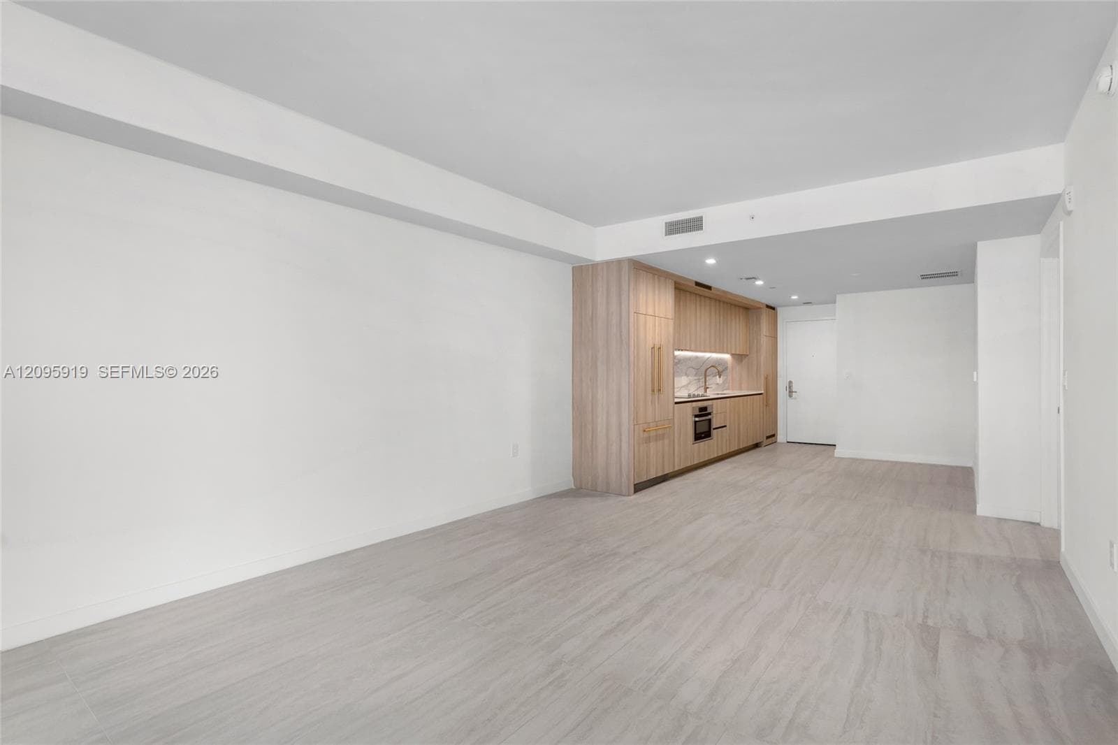 Viceroy Brickell Residences · #1708 in Miami - Photo 4