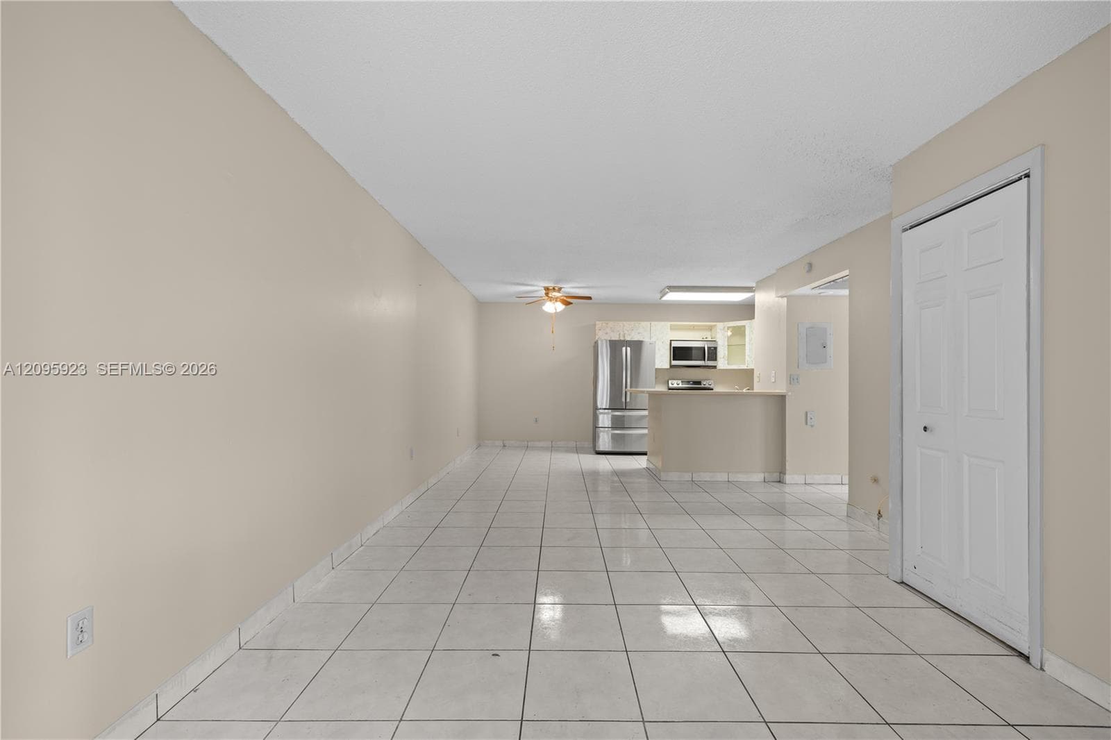 LKESIDE XI CONDO · #10-9 in Miami - Photo 1