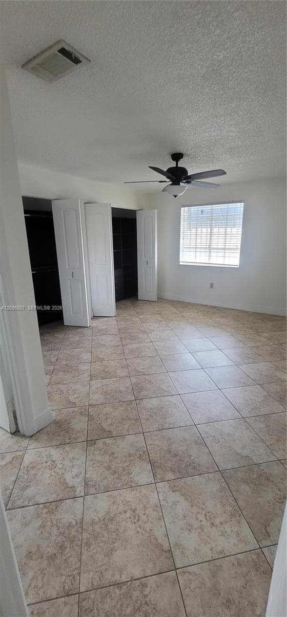 VALENCIA VILLAS CONDO · #201 in Hialeah - Photo 10