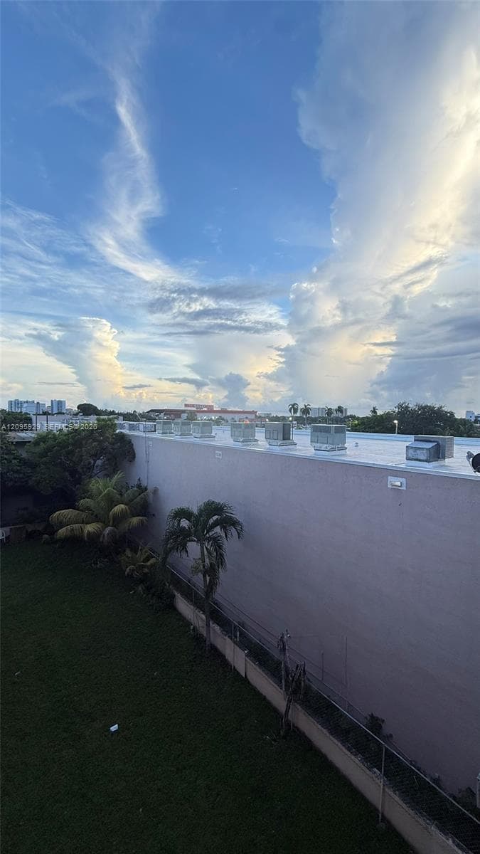 EL CID CONDO · #405 in Miami - Photo 12