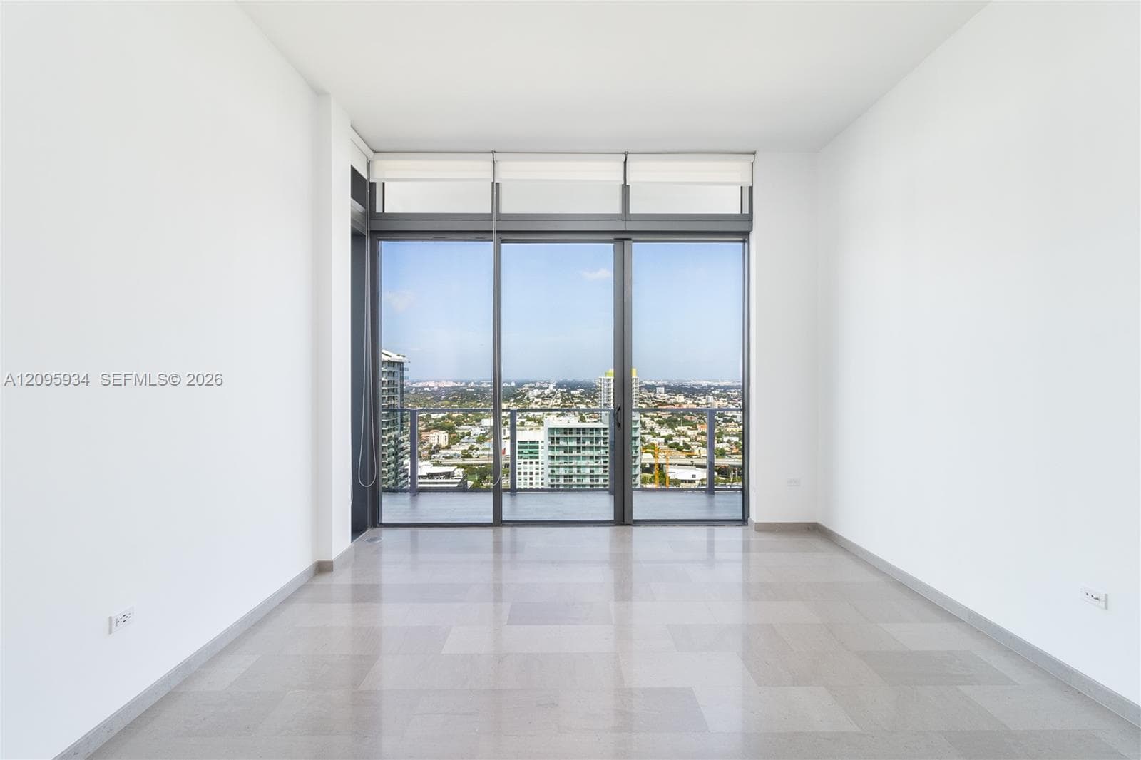 Reach Brickell City Centre · #4006 in Miami - Photo 7