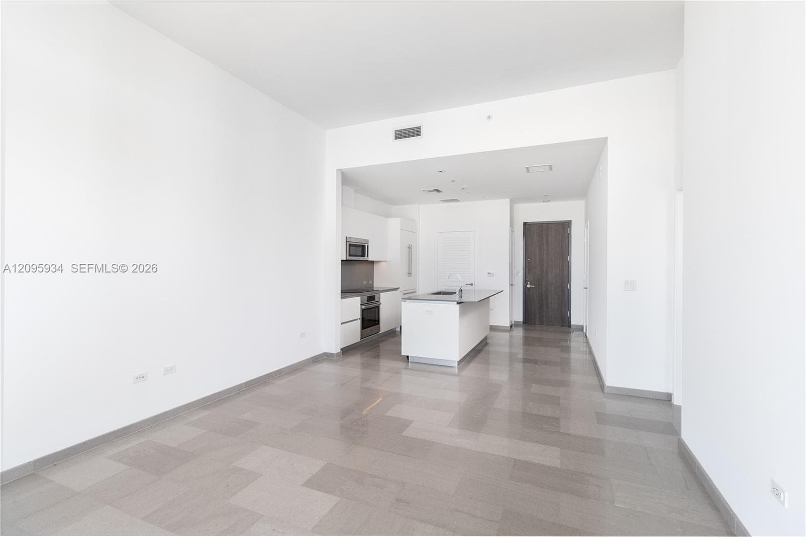 Reach Brickell City Centre · #4006 in Miami - Photo 8