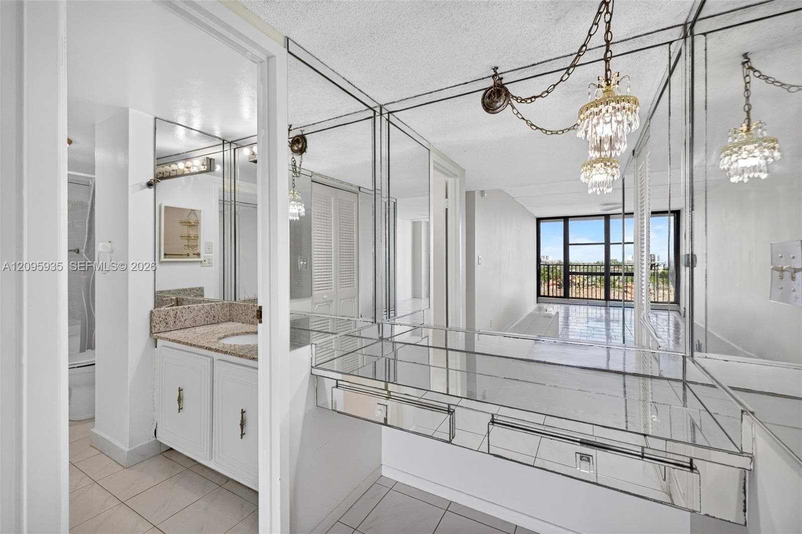 OCEANVIEW PARK CONDO · #715 in Hallandale Beach - Photo 27