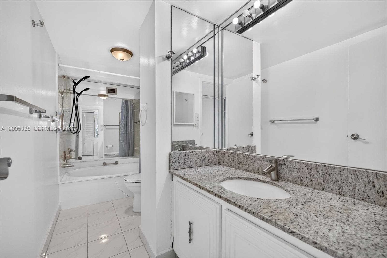 OCEANVIEW PARK CONDO · #715 in Hallandale Beach - Photo 28