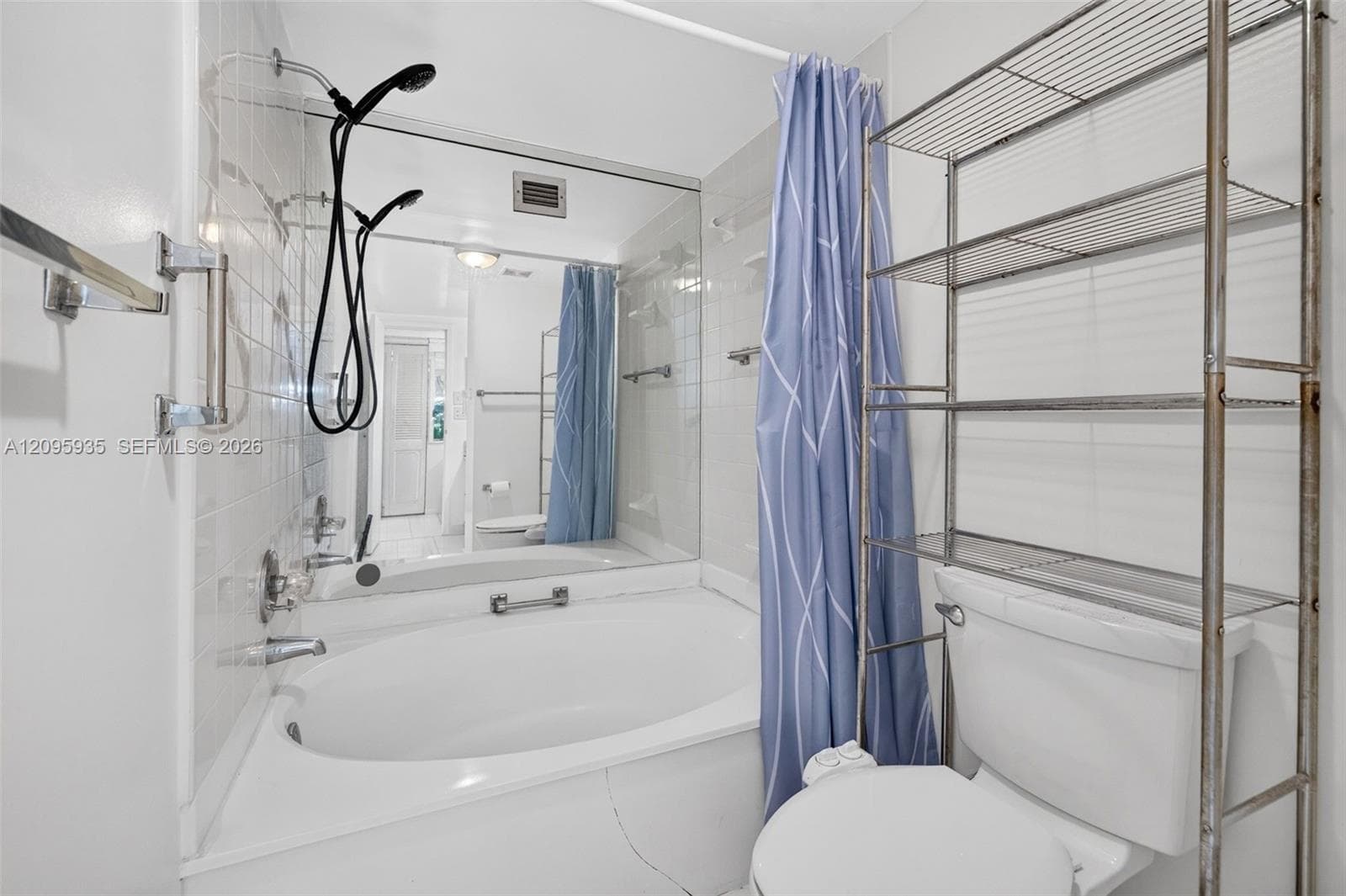 OCEANVIEW PARK CONDO · #715 in Hallandale Beach - Photo 9