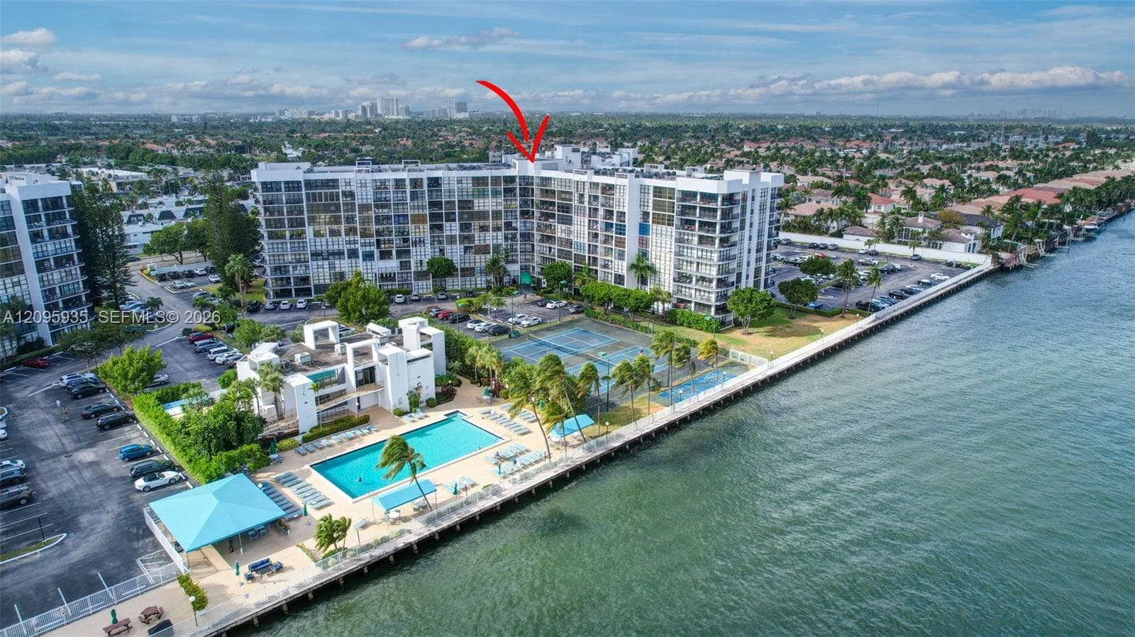 OCEANVIEW PARK CONDO · #715 in Hallandale Beach - Photo 65