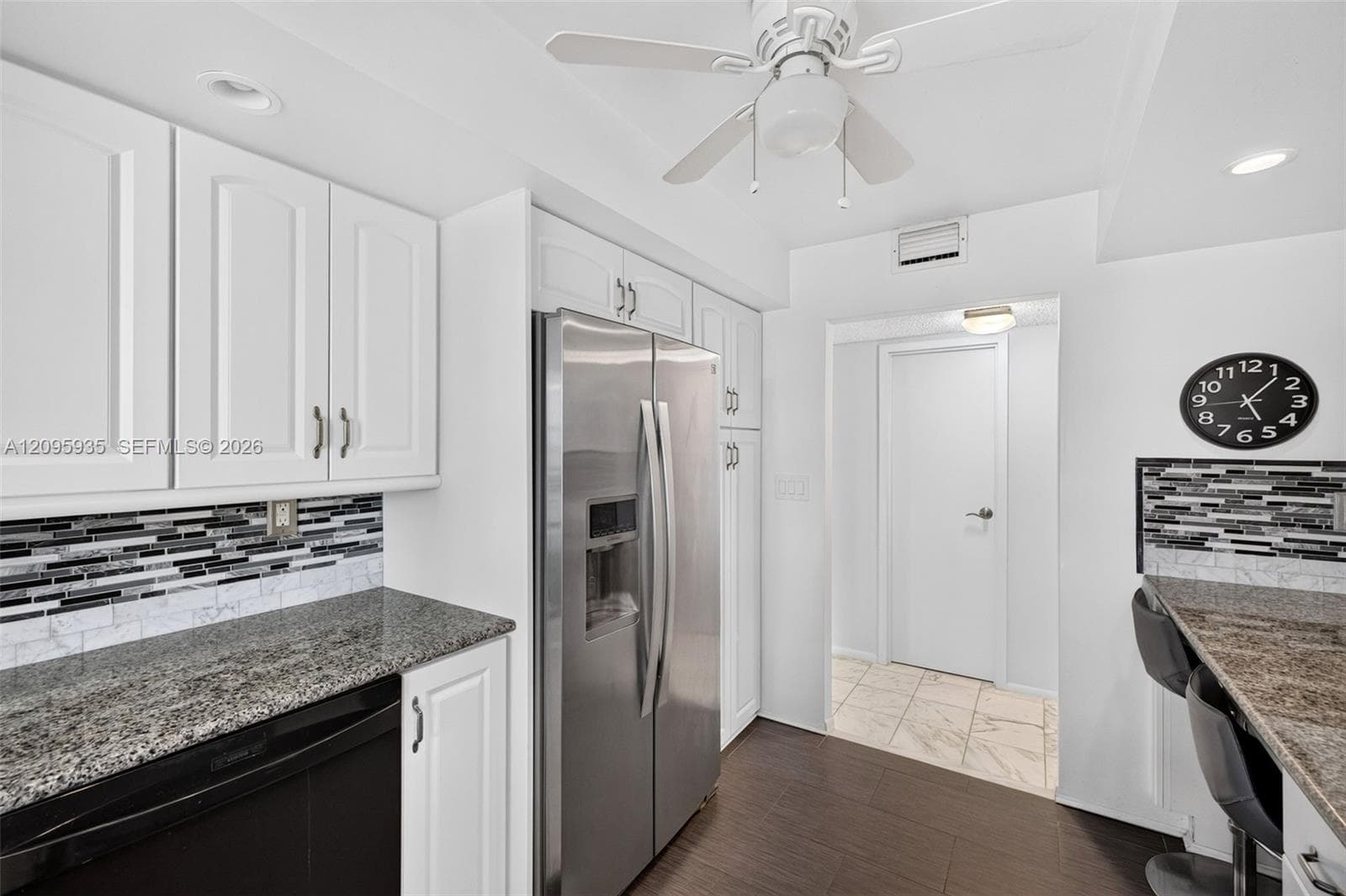OCEANVIEW PARK CONDO · #715 in Hallandale Beach - Photo 19