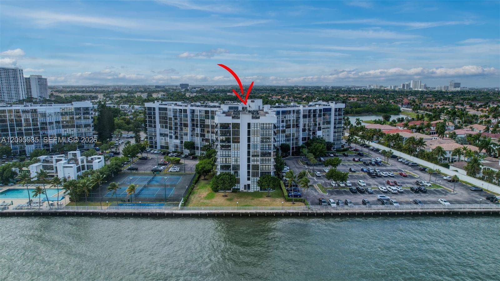 OCEANVIEW PARK CONDO · #715 in Hallandale Beach - Photo 64