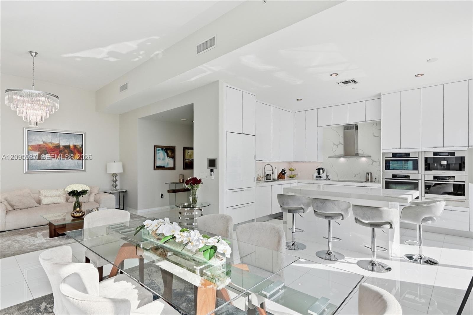 Asia Brickell Key · #1901 in Miami - Photo 20