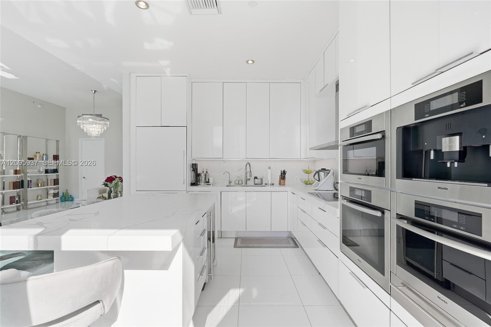 Asia Brickell Key · #1901 in Miami - Photo 24