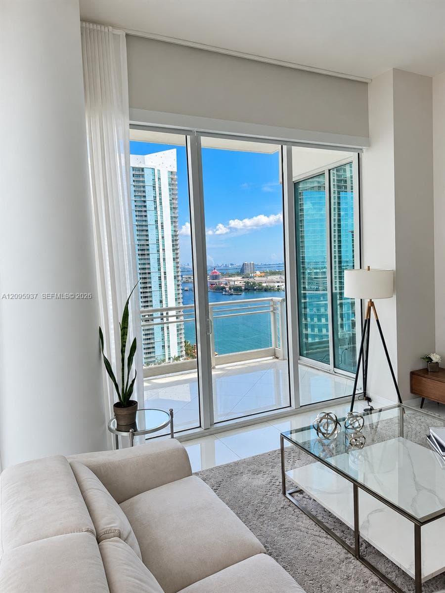 Asia Brickell Key · #1901 in Miami - Photo 19