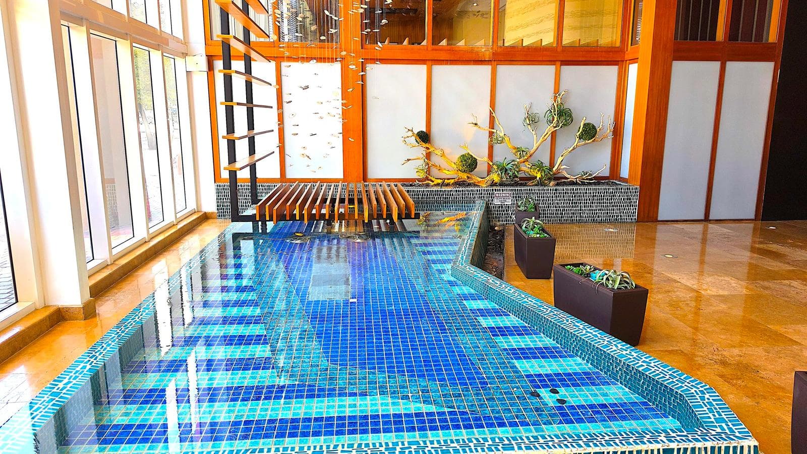 Lobby - 2