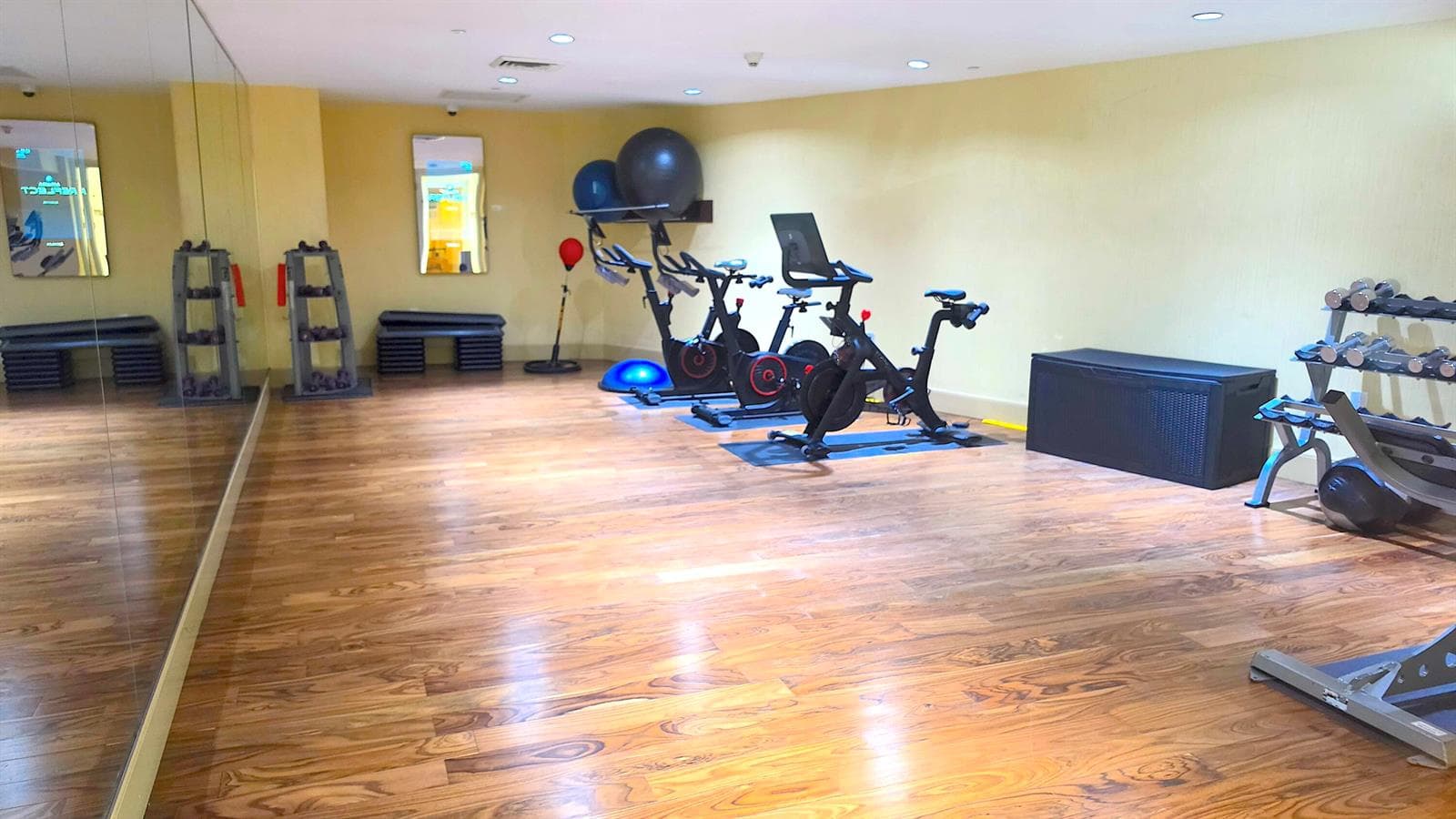 Stretching Room