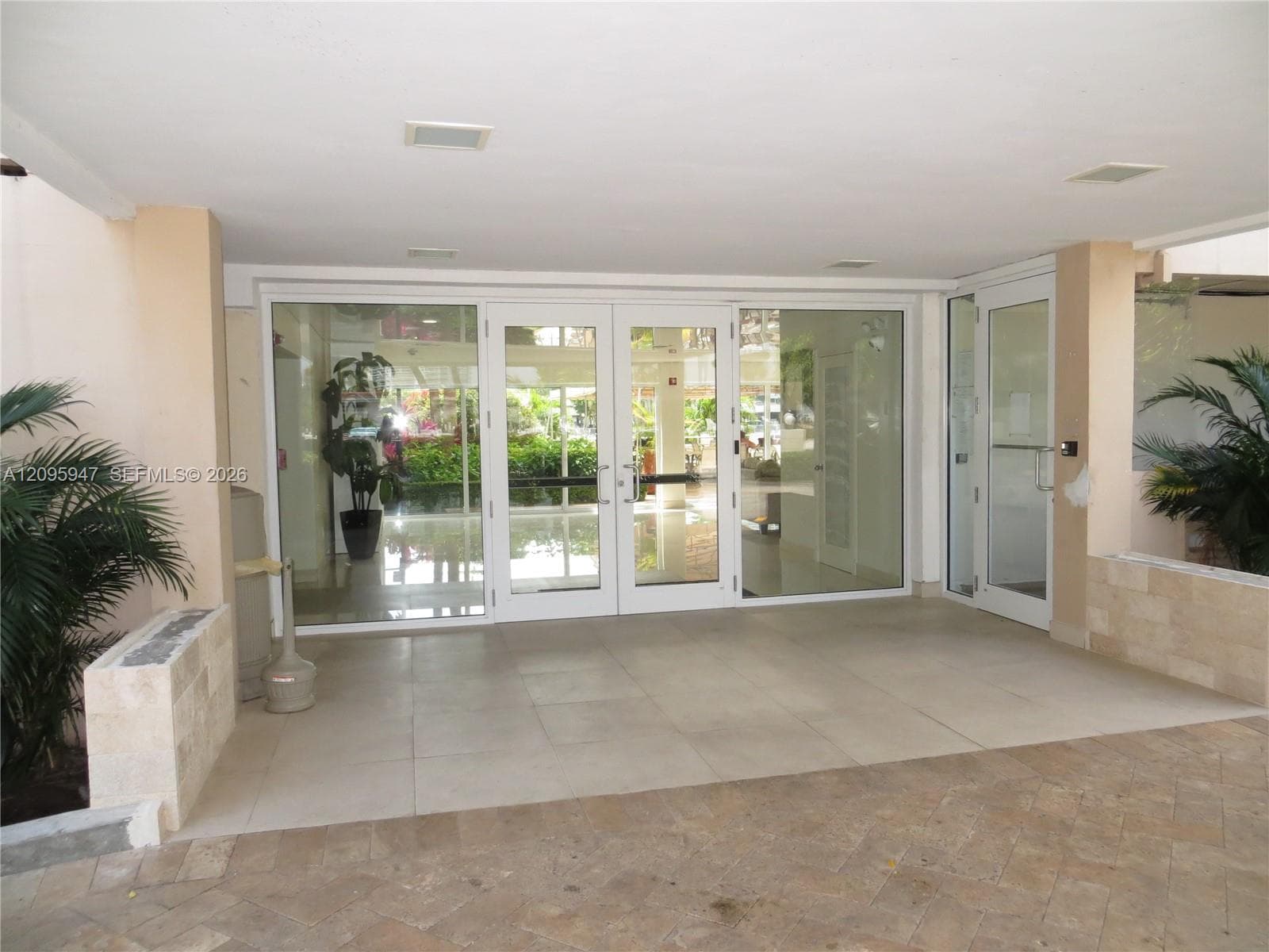 KINGS POINT IMPERIAL COND · #606 in Sunny Isles Beach - Photo 23