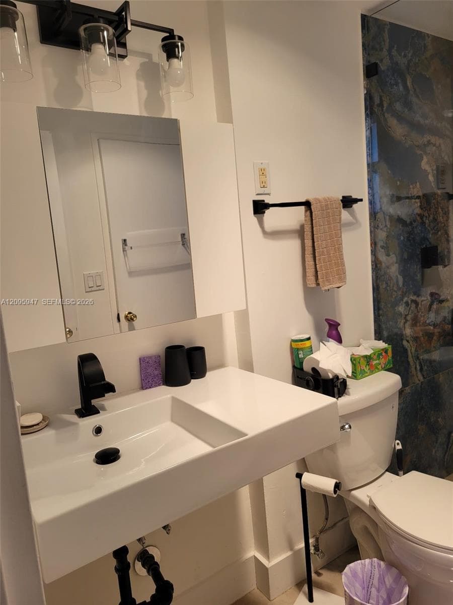 KINGS POINT IMPERIAL COND · #606 in Sunny Isles Beach - Photo 13