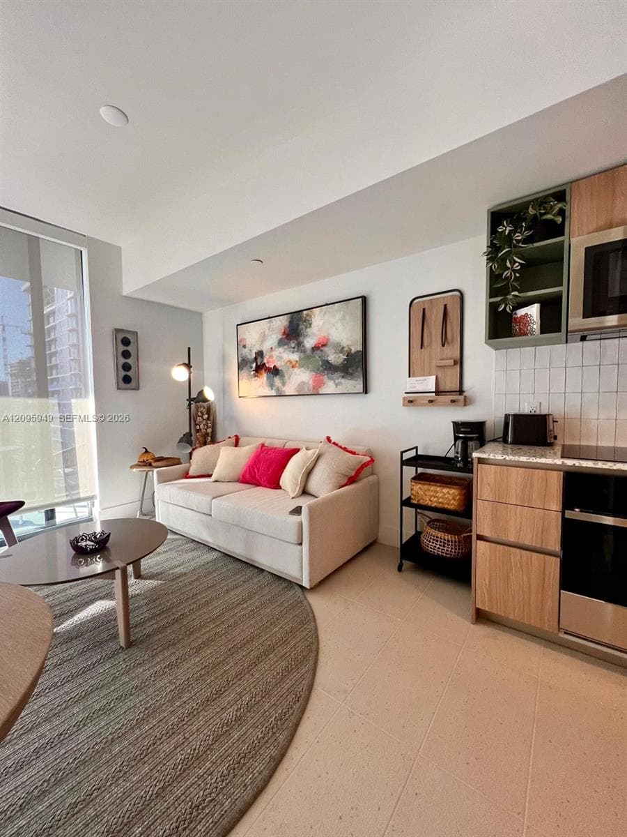 Gale Hotel & Residences (Natiivo) · #2508 in Miami - Photo 6