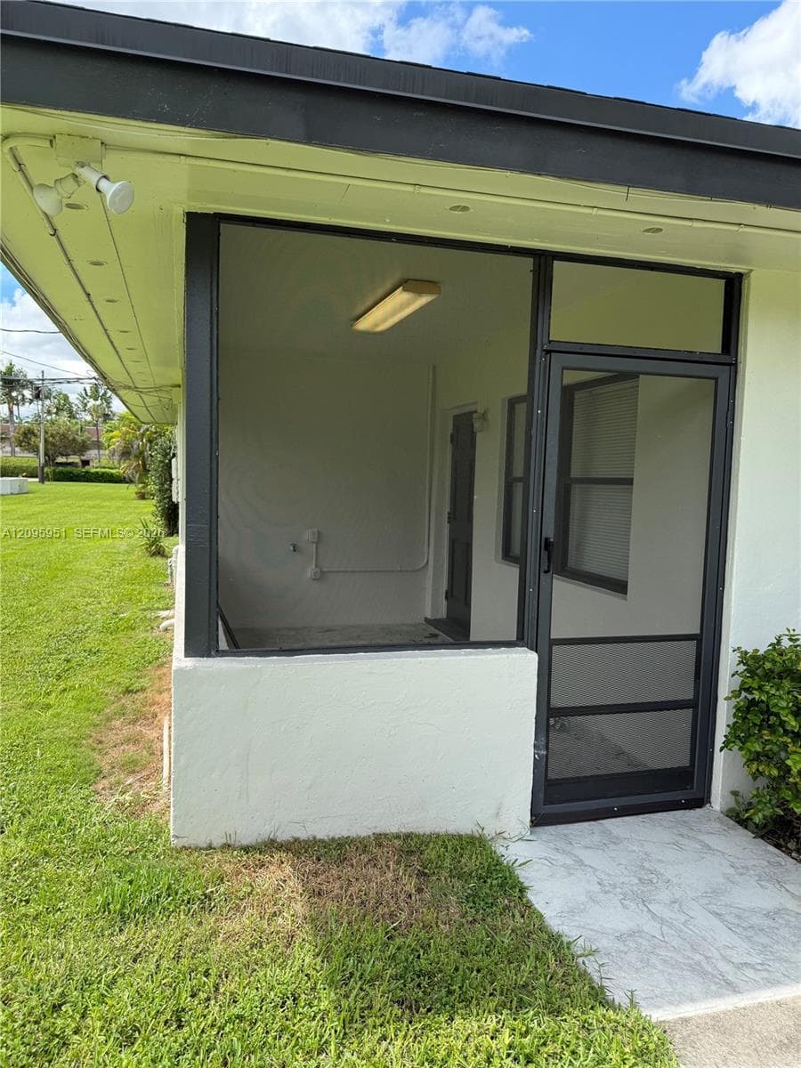CAMBRIA HEIGHTS 1ST ADDN · #8742 in Palmetto Bay - Photo 8
