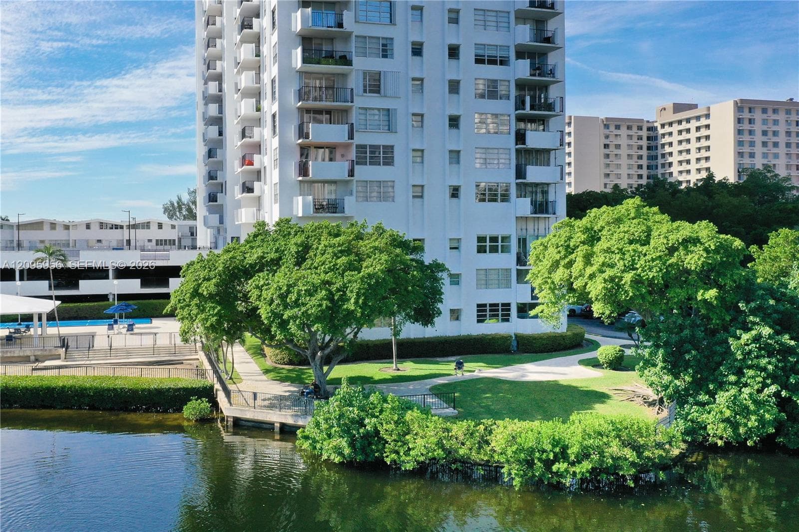 COMMODORE PLAZA CONDO · #1207 in Aventura - Photo 46