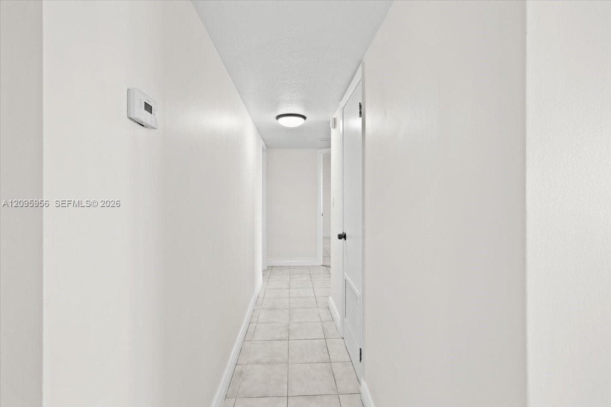 COMMODORE PLAZA CONDO · #1207 in Aventura - Photo 7