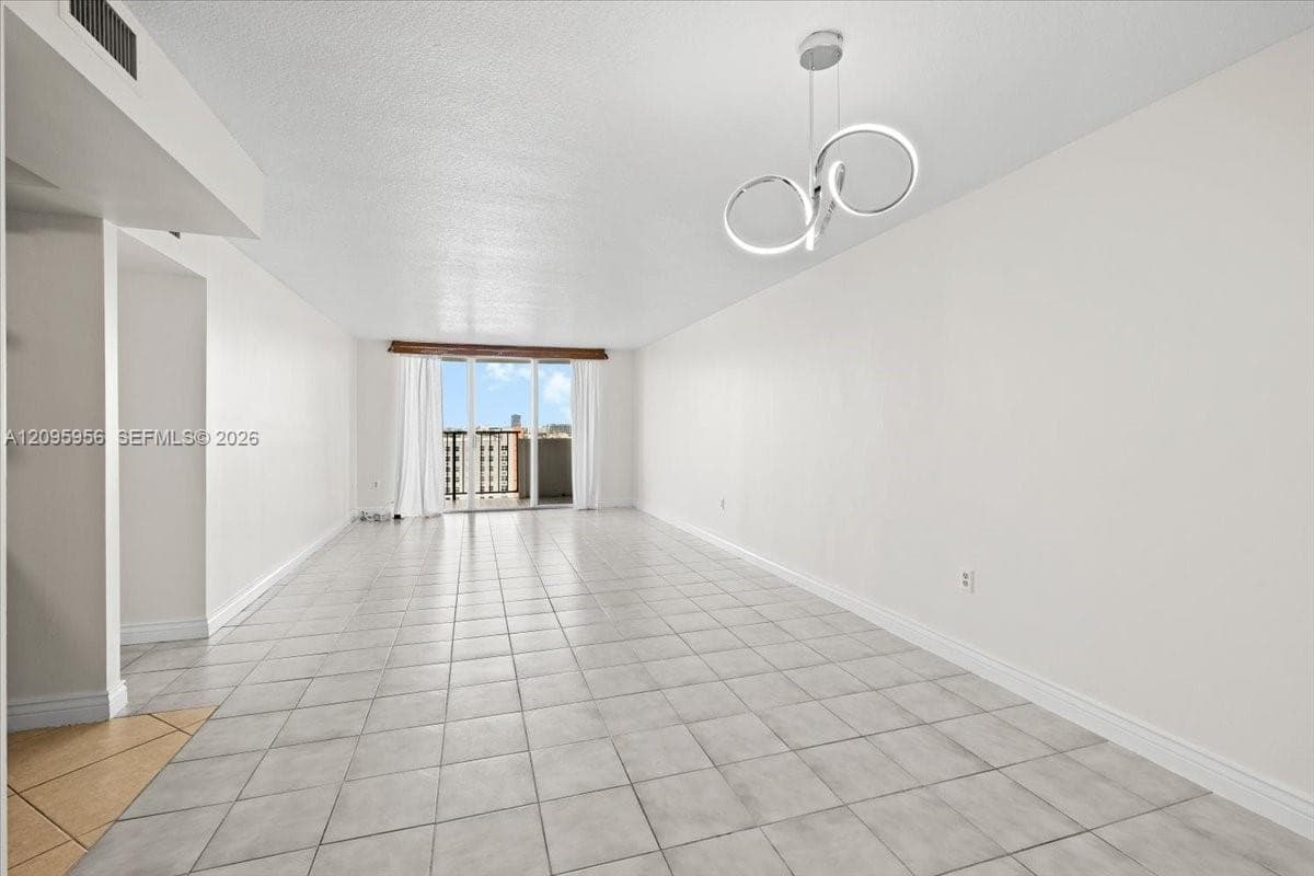 COMMODORE PLAZA CONDO · #1207 in Aventura - Photo 3