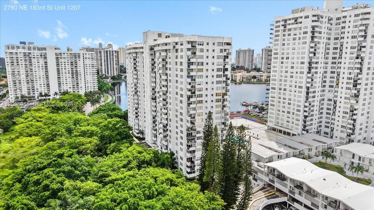 COMMODORE PLAZA CONDO · #1207 in Aventura - Photo 1