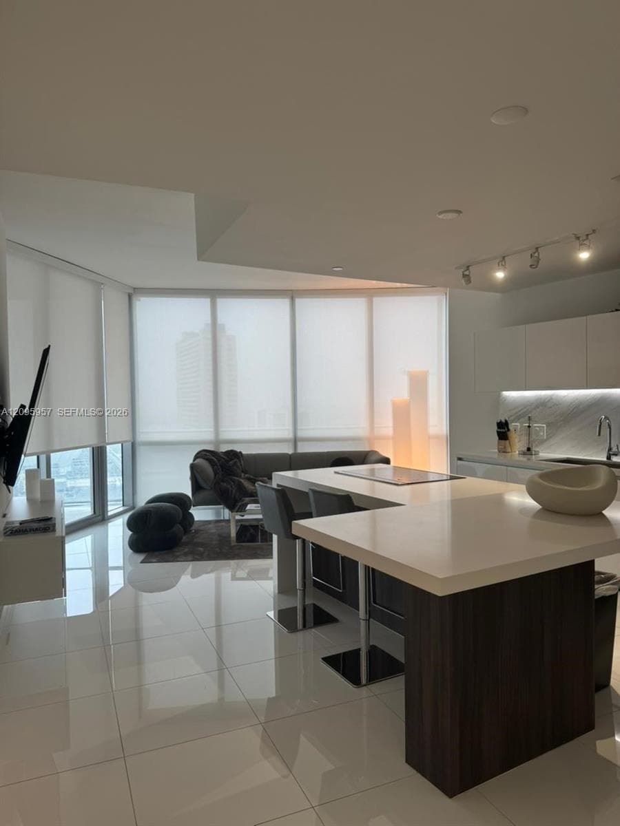 Paramount Miami Worldcenter · #1404 in Miami - Photo 5