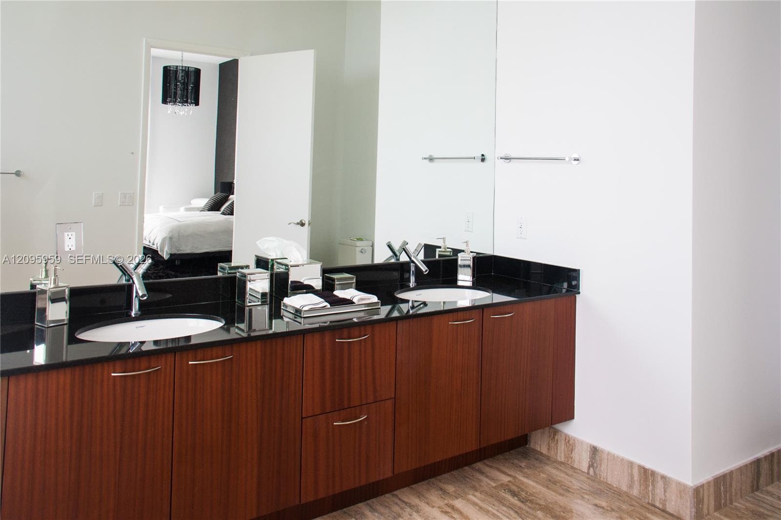 Trump Tower III · #4306 in Sunny Isles Beach - Photo 14
