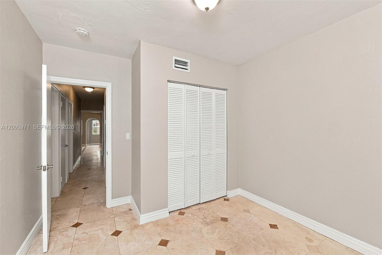 1379 NE 178th St photo 10
