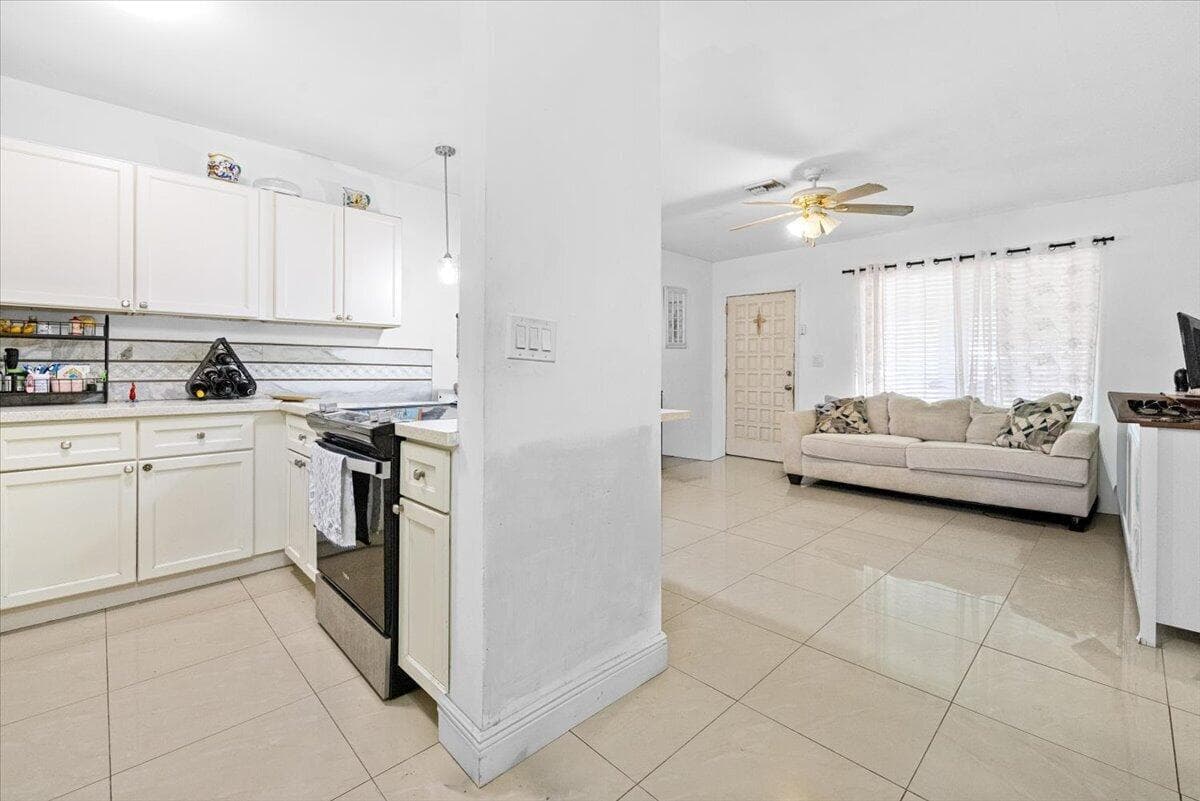 05-1412 Sw 3rd A-2871