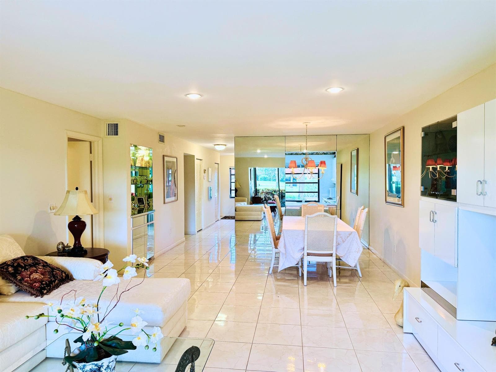 8410 Casa Del Lago E 31